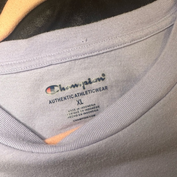 Champion Boxy Printed Pocket Lavender Short Sleeve Tee Size XL - Picture 2 of 5